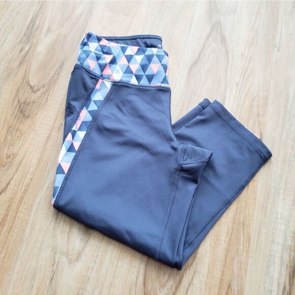 🔺️Tek Gear Lavender Dry-Tek Cropped Athletic Pants Small - Picture 1 of 8